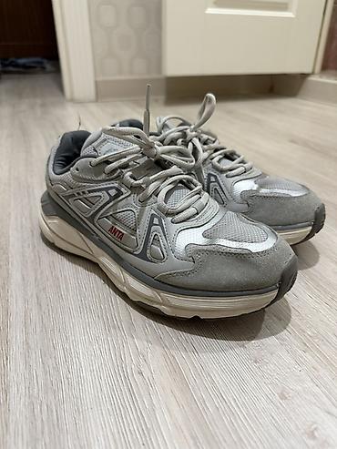 Мужские кроссовки, 42, Anta, Б/у, цвет - Серый, Самовывоз