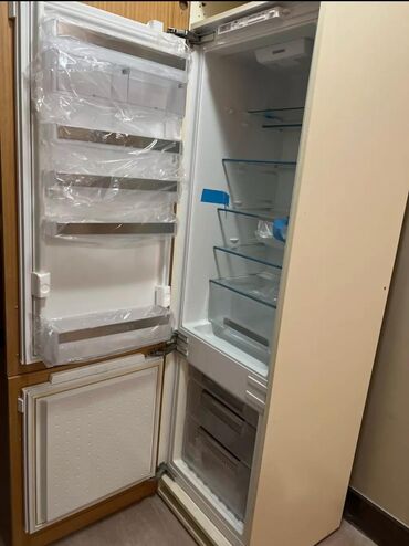 вытяжка встраиваемая в шкаф 50: Холодильник
