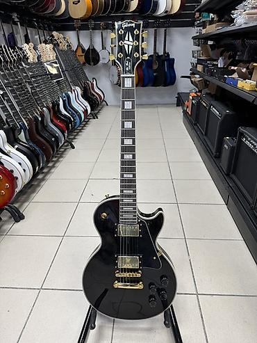 Электрогитара типа Les Paul с двумя хамбакерами и фирменной эстетикой