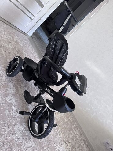 дождевик для велосипеда: Новый, получили на подарок Детский трехколесный велосипед-коляска