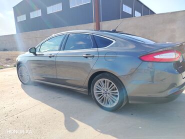 Ford: Ford Fusion: 1.5 l | 2015 il 30000 km Sedan — 8