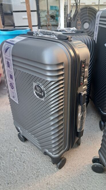 Çamadanlar: Sərt korpuslu səyahət çamadanları – müxtəlif dizayn və ölçülərdə — 2