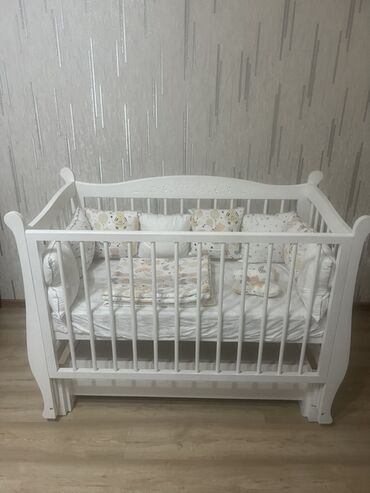 Детские односпальные кровати: Детская кроватка фирменная покупали в магазине с комплектом текстиля и — 8