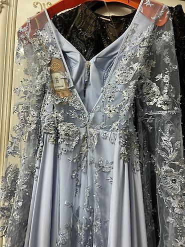 Вечерние платья: Вечерние платья, полная длина. 1) Черное платье:брала за 18000т отдам — 5