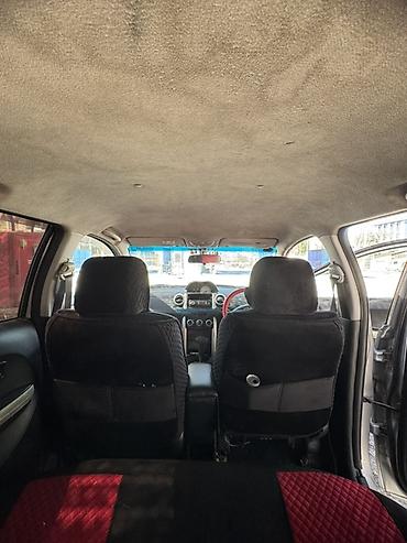 машина ист: Toyota Ist: 2003 г., 1.5 л, Автомат, Бензин — 3
