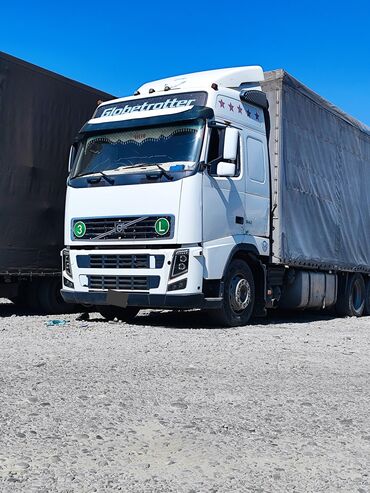 купить тягач с прицепом: Сүйрөгүч, Volvo, 2004 г., Парда