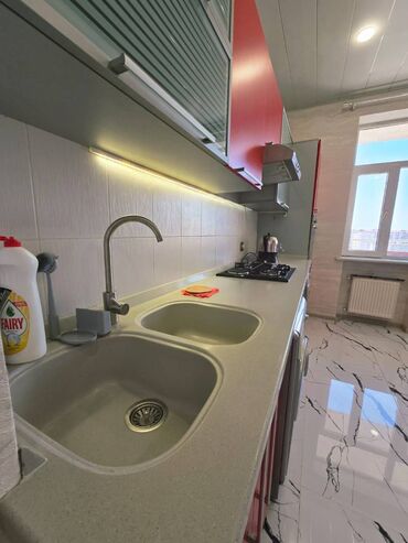 Uzunmüddətli kirayə mənzillər: Həzi Aslanov Metrosu Şərur Mtk 3 otaq. Mərtəbə - 16/7 Otaq sayı - 3 — 13