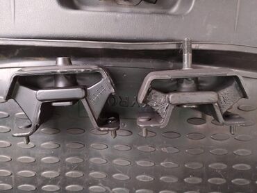 Razvalni, səssiz bloklar: Ssang Yong ehtiyyat hisseleri Ssang Yong Actyon Ssang Yong Korando — 9