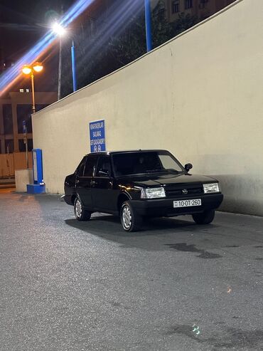 продажа авто азербайджан: Avtomobil: Qara rəngli sedan Xüsusiyyətlər: - Korpus: 4 qapılı sedan