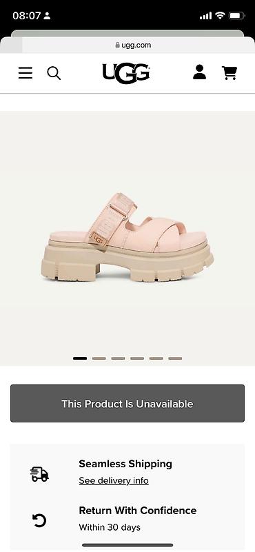 Босоножки, сандалии, шлепанцы: Чёрные кожаные сандалии UGG с толстой подошвой. Новые. 38 размер — 8