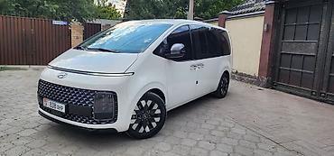 места: Hyundai Staria: 2021 г., 3.5 л, Автомат, Газ, Минивэн — 8