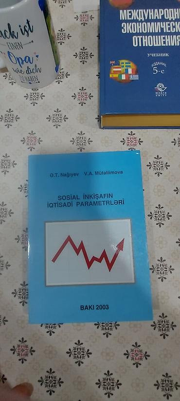 Tədris ədəbiyyatı: Kitab dəsti – İqtisadiyyat və İnformatikakitablar her biri 4 manata — 2