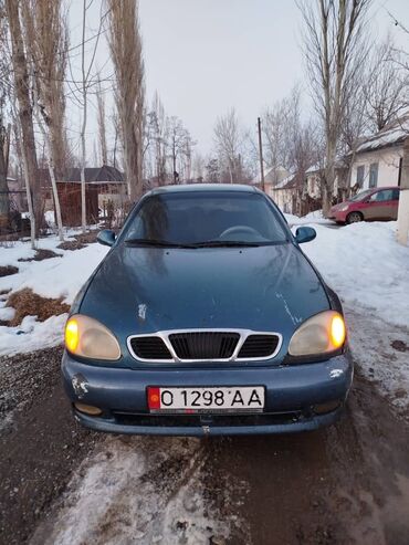 спортивный автомобиль: Daewoo Lanos: 1999 г., 1.5 л, Механика, Бензин, Седан