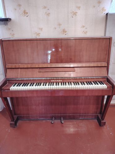 piano elektron: Piano, Akustik