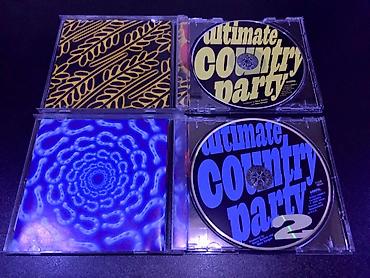 dvd aliram: ABŞ və Kanada istehsalı 4 ədəd Kantri musidiqi CD Playeri — 2