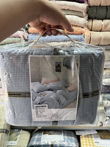 bed sheets: Комплект постельного белья в клетку - Формат: набор в фирменной — 4