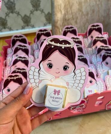 divar şekilleri: Şəxsi dizaynlı şokolad suvenirləri – körpə şənlikləri üçün - Fərdi