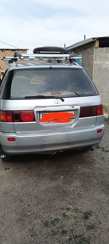 Toyota: Toyota : 2001 г., 2 л, Автомат, Минивэн — 8