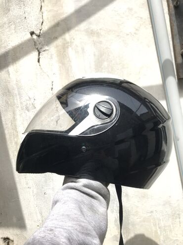 Moto dəbilqələr: Qiymət : 35 AZN Yamaha helmets ( carbon black ) Salam aleykum. Kask