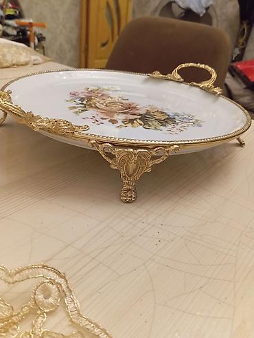 Porcelain süfrə ləyən/tray - Material: ağ porselen lövhə - Üzərində