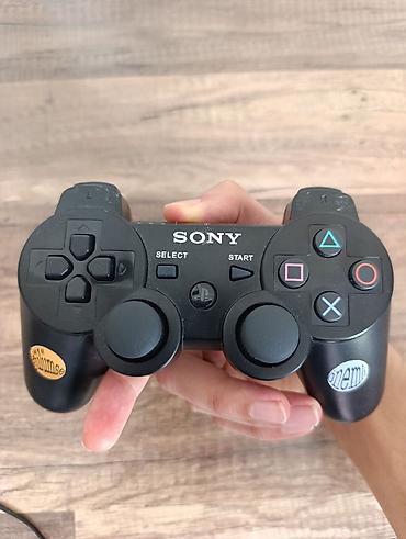 playstation 4 disc: PlayStation 3 Dualshock pultu. Hər bir düyməsi işləyir, komputerə — 1