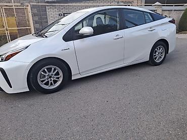 toyota platz: Toyota Prius: 2022 г., 1.8 л, Вариатор, Гибрид, Лифтбек — 2