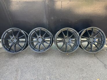 решетка на камри 45: Литые Диски R 19 AMG, Комплект, отверстий - 5