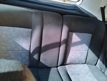фольксваген пассат 1: Volkswagen Golf III, ağ rəng, 5 qapılı hetçbek. Əsas xüsusiyyətlər: - — 6