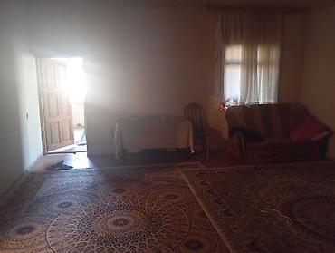 Həyət evləri və villaların satışı: 3 otaqlı, 300 kv. m, Kredit yoxdur, Təmirsiz — 5