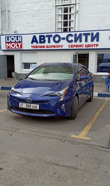 Toyota: Toyota Prius: 2018 г., 1.8 л, Автомат, Гибрид, Хетчбек