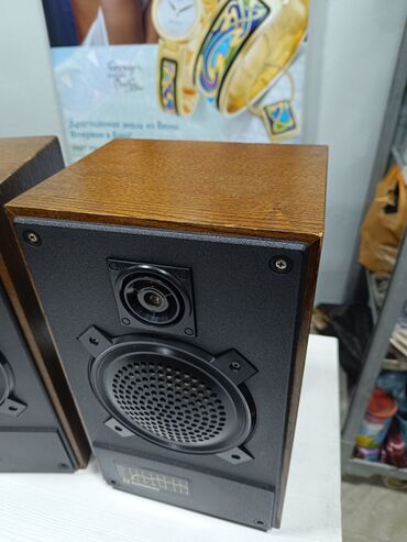 Dinamiklər və kolonkalar: İşlənmiş Radiotehnika Kolonka, Növ - Akustik, rəng - Qəhvəyi — 3