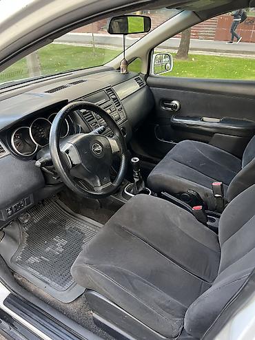 Nissan: Nissan Tiida: 2006 г., 2 л, Механика, Бензин, Хэтчбэк — 12