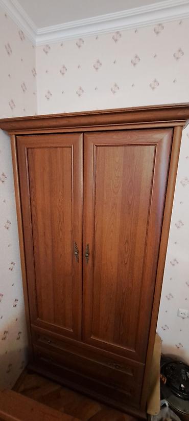oyuncu koltu: Klassik üslubda iki qapılı taxta şkaf - Material: ağac teksturalı — 2
