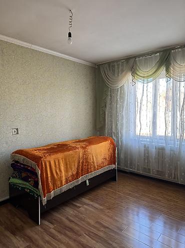 Продажа коттеджей и домов: Продается в г. Талас ул.Мира,372 двухэтажный кирпичный большой дом — 9