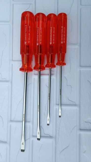 Šrafcigeri i električni odvijači: Srafcigeri Swiss Tools novi. PB 100.4-0x6,5 cena 4evra PB — 2