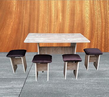 табуретка: Комплект стол и стулья Кухонный, Новый