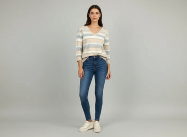 kamizelka w krowie łaty: Women`s sweater, size S