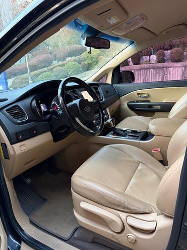 Kia: Kia Carnival: 2019 г., 2.2 л, Автомат, Дизель, Минивэн — 10