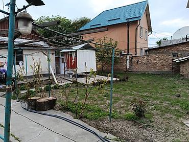 Продажа полдома: Сдаю. дом в районе 4 гор.больницы. Количество комнат 2 Площадь:42м2 — 13