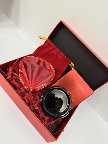 Косметика: Подарочные наборы на Новый год🎄 Косметики и ухода В ассортименте — 9