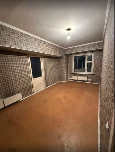 сдается 2 комнатная квартира в джале: 2 комнаты, 60 м², Индивидуалка, 3 этаж, Старый ремонт