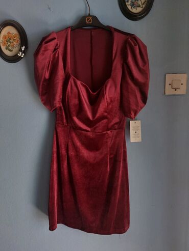 Ostala ženska odeća: Lot ženske odeće – 4 komada 1) Duga haljina, bež/nude ton - Dugi — 7