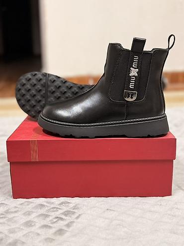 dr martens: Ботинки, 35, Miu Miu, Новый, цвет - Черный, Самовывоз, Бесплатная доставка — 3