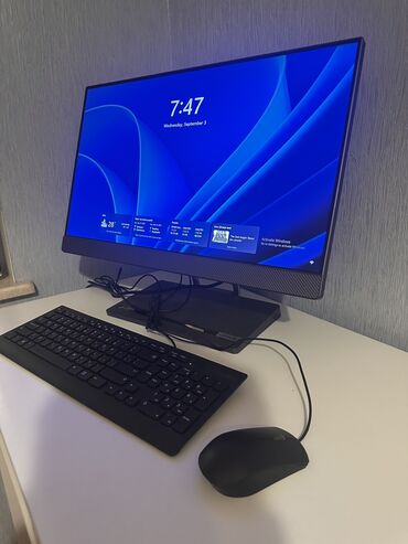 Masaüstü kompüterlər və iş stansiyaları: Lenovo İdeaCentre AİO 5 En yeni modeldir CPU : Core i7 - 13700H
