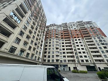 esey satisi: 4 otaqlı, Yeni tikili, 144 kv. m — 2