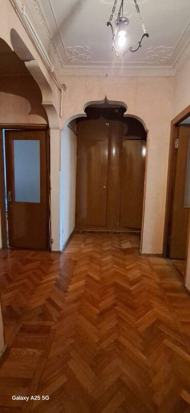 Uzunmüddətli kirayə mənzillər: Nərimanov rayonu, Nərimanov metrosu, Təbriz küçəsində, 9 mərtəbəli -da lalafo.az — 12 Uzunmüddətli kirayə mənzillər: Nərimanov rayonu, Nərimanov metrosu, Təbriz küçəsində, 9 mərtəbəli — 12