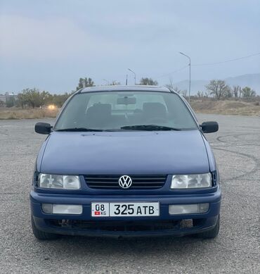 тойота приуз: Volkswagen Passat: 1994 г., 2 л, Механика, Бензин, Седан