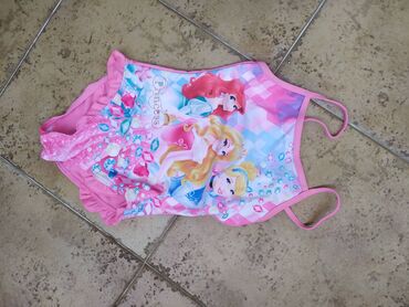 convers za decu: One-piece swimsuit, 110-116