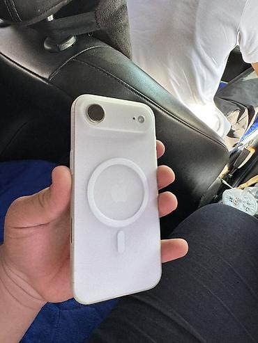 ıphone 17 pro max: IPhone 17 ayir цвет Starlight - Экран Retina HD с True Tone - — 3