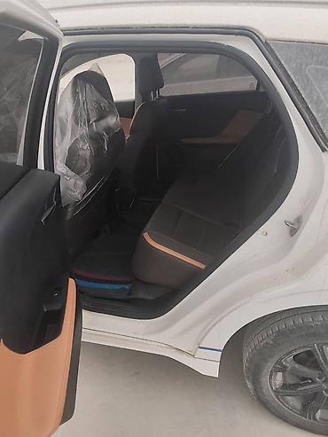 Другие детали салона: Электромобиль (кроссовер) — комплектация высокая Пробег 59 тысяч сох — 3